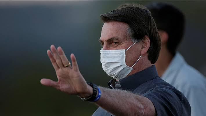 Bolsonaro anuncia que não vai participar das eleições para prefeitos de todo Brasil