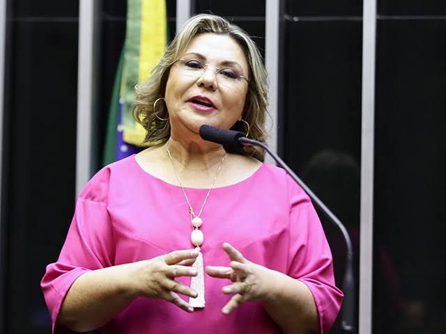 Deputa tucana da ‘nova política’ flerta com MDB em Maceió, diz Veja