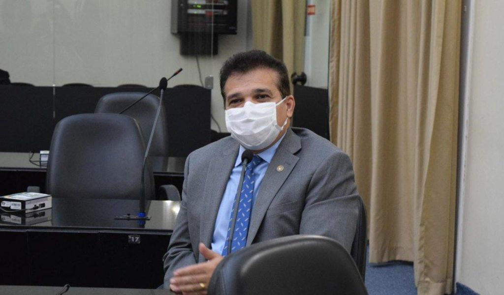 Deputado alagoano pede reabertura de feiras de animais em meio à pandemia