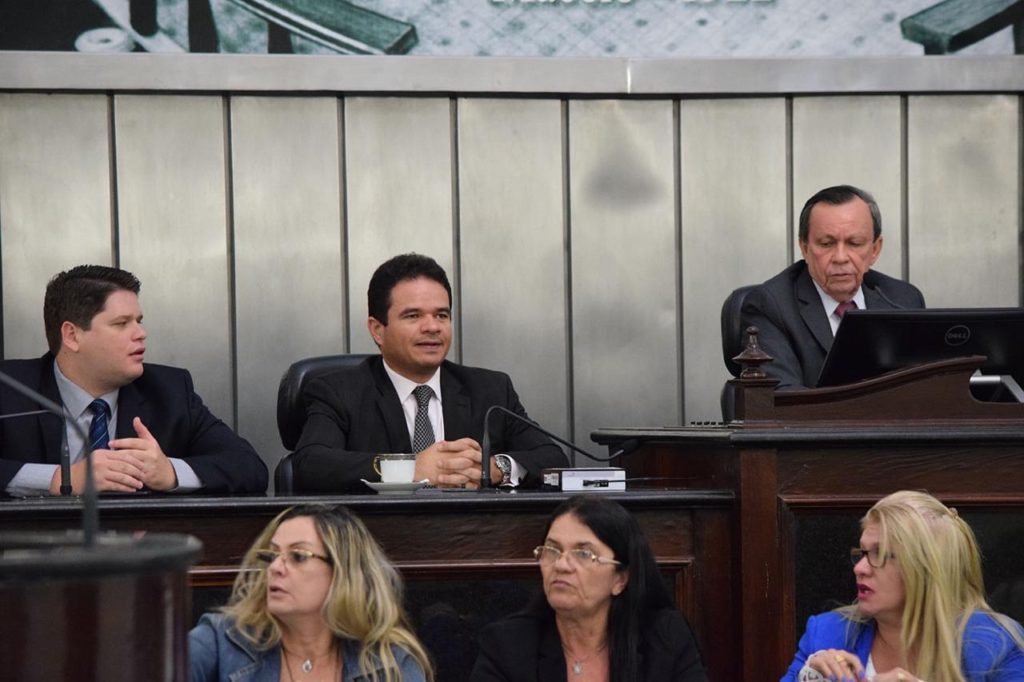 Assembleia aposta que pode ter candidato no segundo turno em Maceió