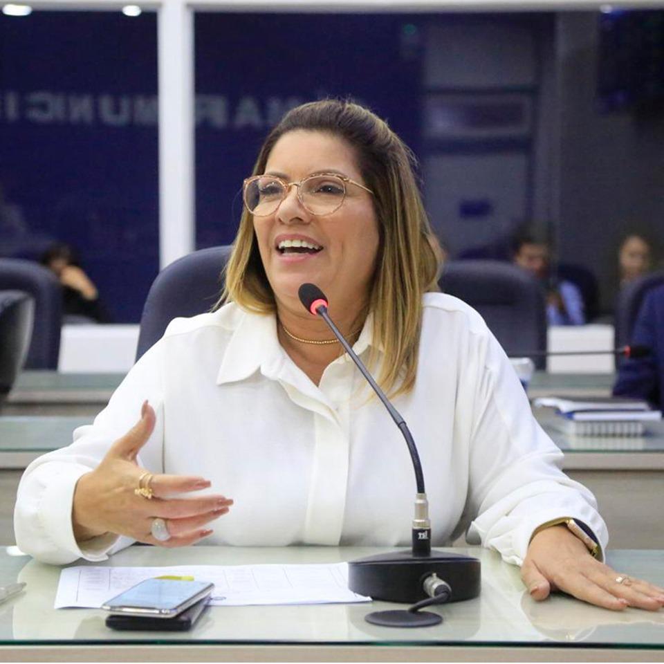 Após luta de Vereadora Ana Hora cursinhos retomarão aulas presenciais