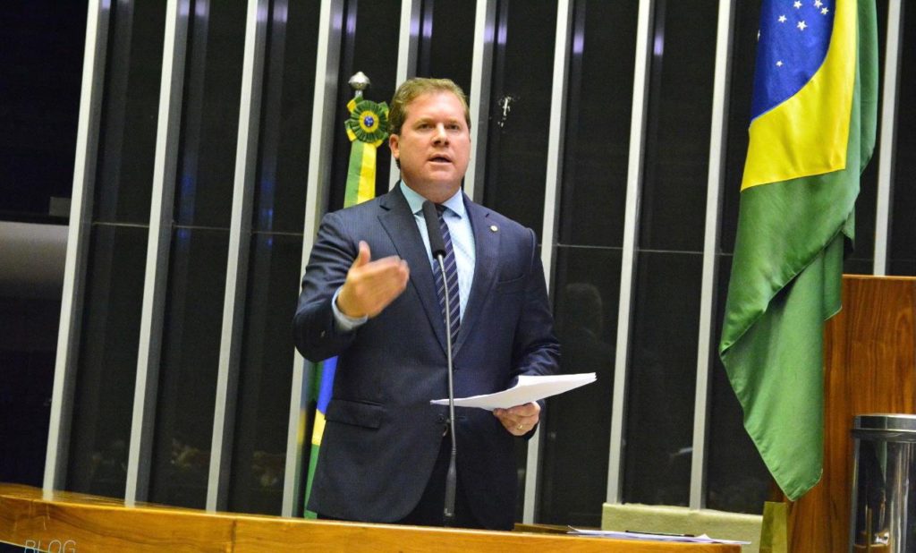 Marx Beltrão apoia MP de Bolsonaro que aloca recursos para INSS comprar Epis