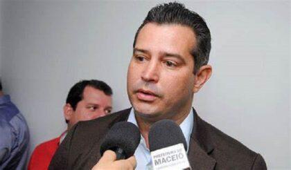 Meta do Governo de AL é universalizar abastecimento de água em 6 anos, afirma Maurício Quintella