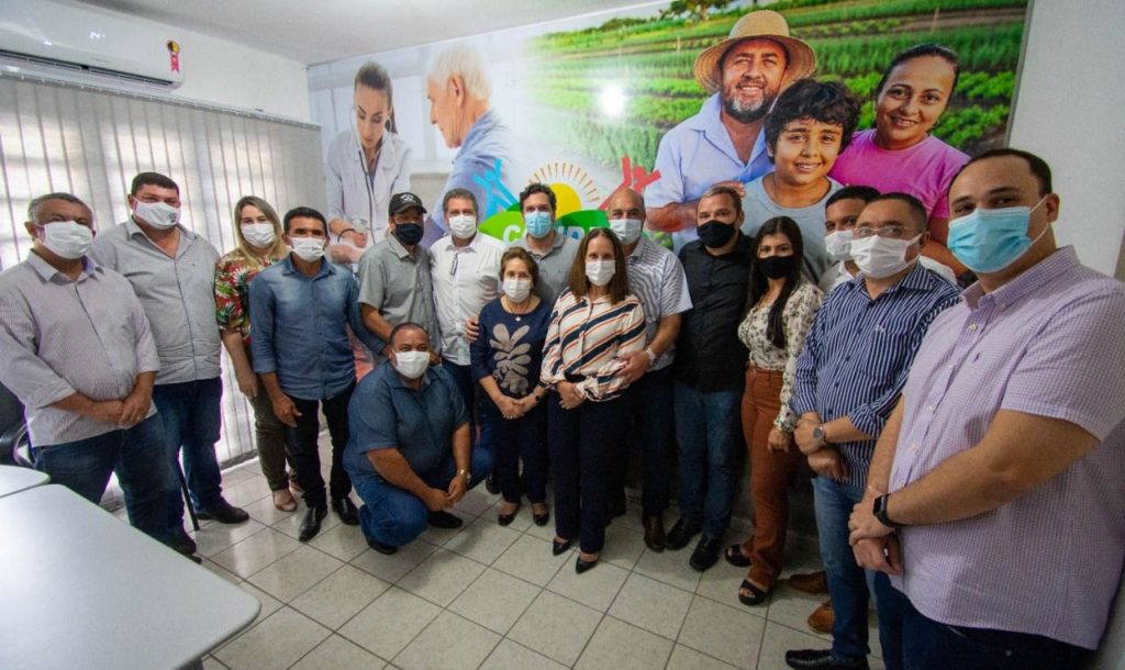 ‘Santana está fechada com Remi Calheiros para deputado estadual’, afirma Isnaldo Bulhões em reunião com 7 prefeitos