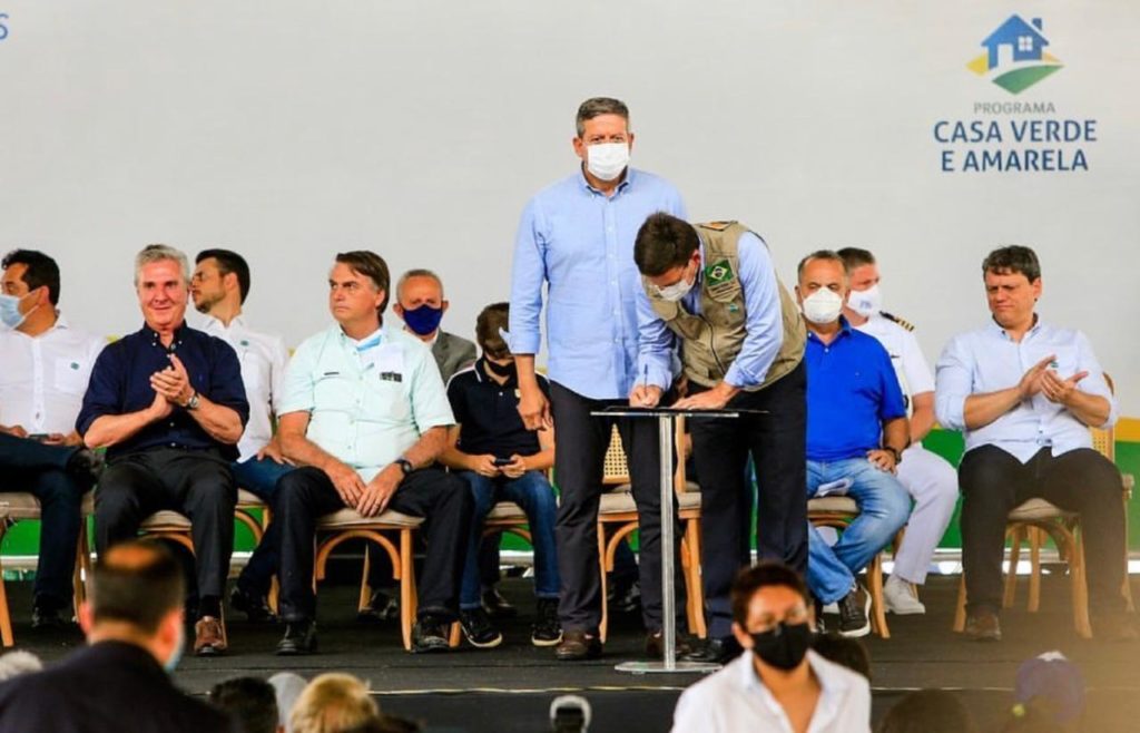 Com Bolsonaro no Progressistas, Arthur Lira poderá colocar Collor como seu “refém político”