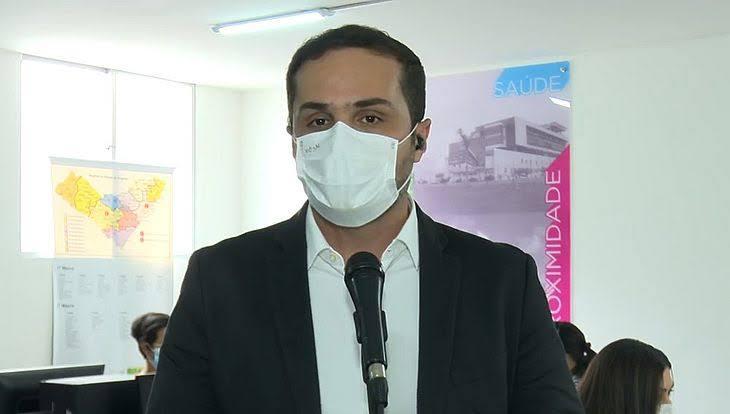 Secretário de Saúde espera começar a vacinação de adolescentes de 12 a 18 anos até outubro