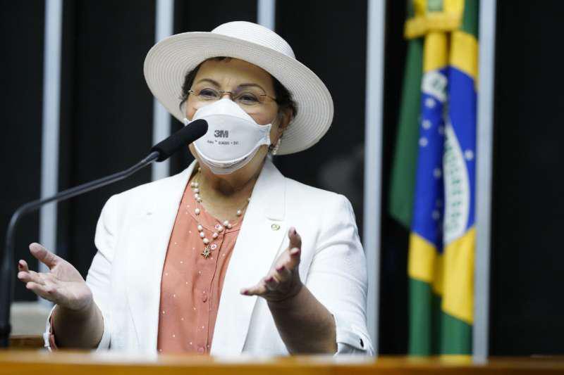 Tereza Nelma vai compor a Comissão que analisa a proposta do voto impresso