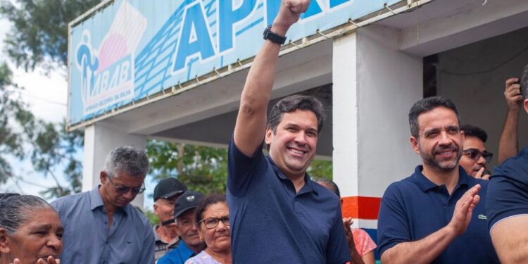 Isnaldo Bulhões Júnior cumpre agenda ao lado do governador de Alagoas