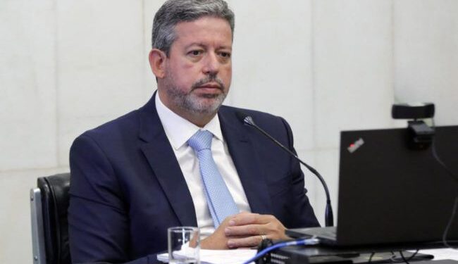 Congresso vai derrubar veto do governo à compensação de ICMS, diz Arthur Lira