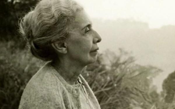 Congresso derruba veto de presidente e concede título a Nise da Silveira