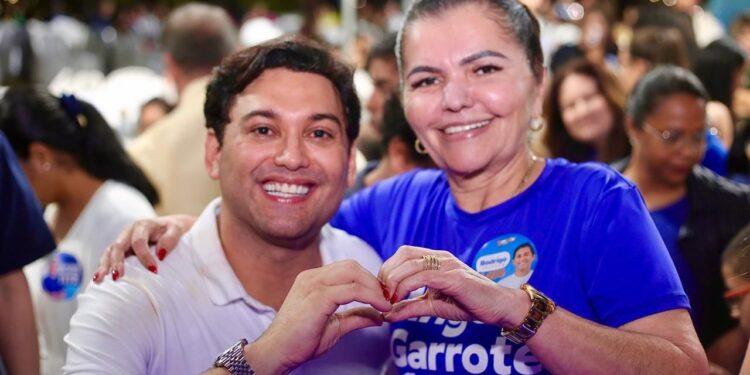 Ao lado da deputada estadual Ângela Garrote, Rodrigo Valença reforça candidatura em evento em São José da Laje