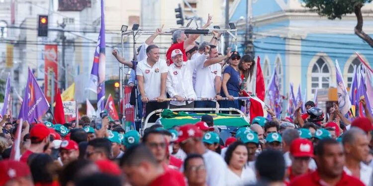 Lula elogia CPI da Covid-19 e fala em colocar Pazuelo na cadeia