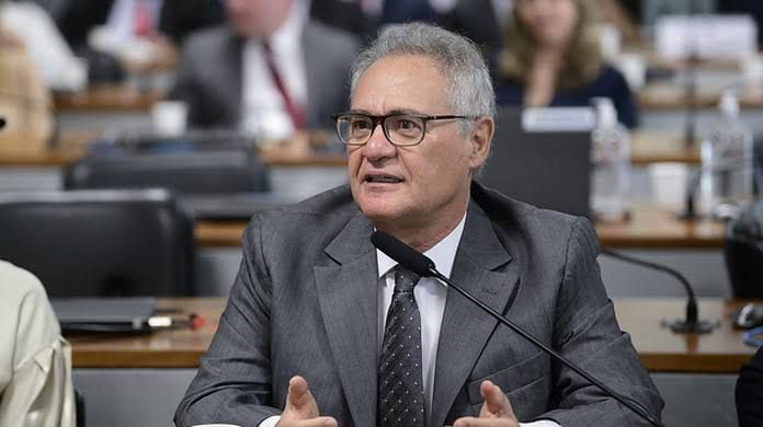 Calheiros há de saber mais do que disse ao pedir a troca do superintendente da PF em Alagoas