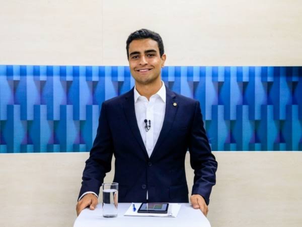 Quem será o candidato a vice na reeleição de JHC? Veja quem são os favoritos