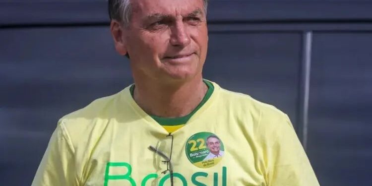 Bolsonaro revela desejo de voltar à presidência: “essa missão não acabou ainda”