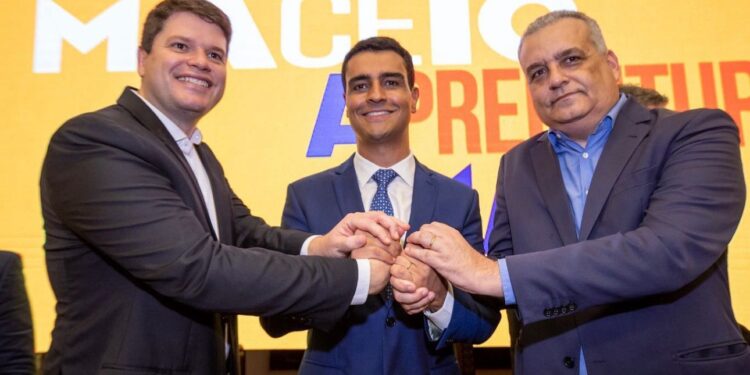 “Maceió e Alagoas não têm dono” , diz JHC em lançamento de nova Frente