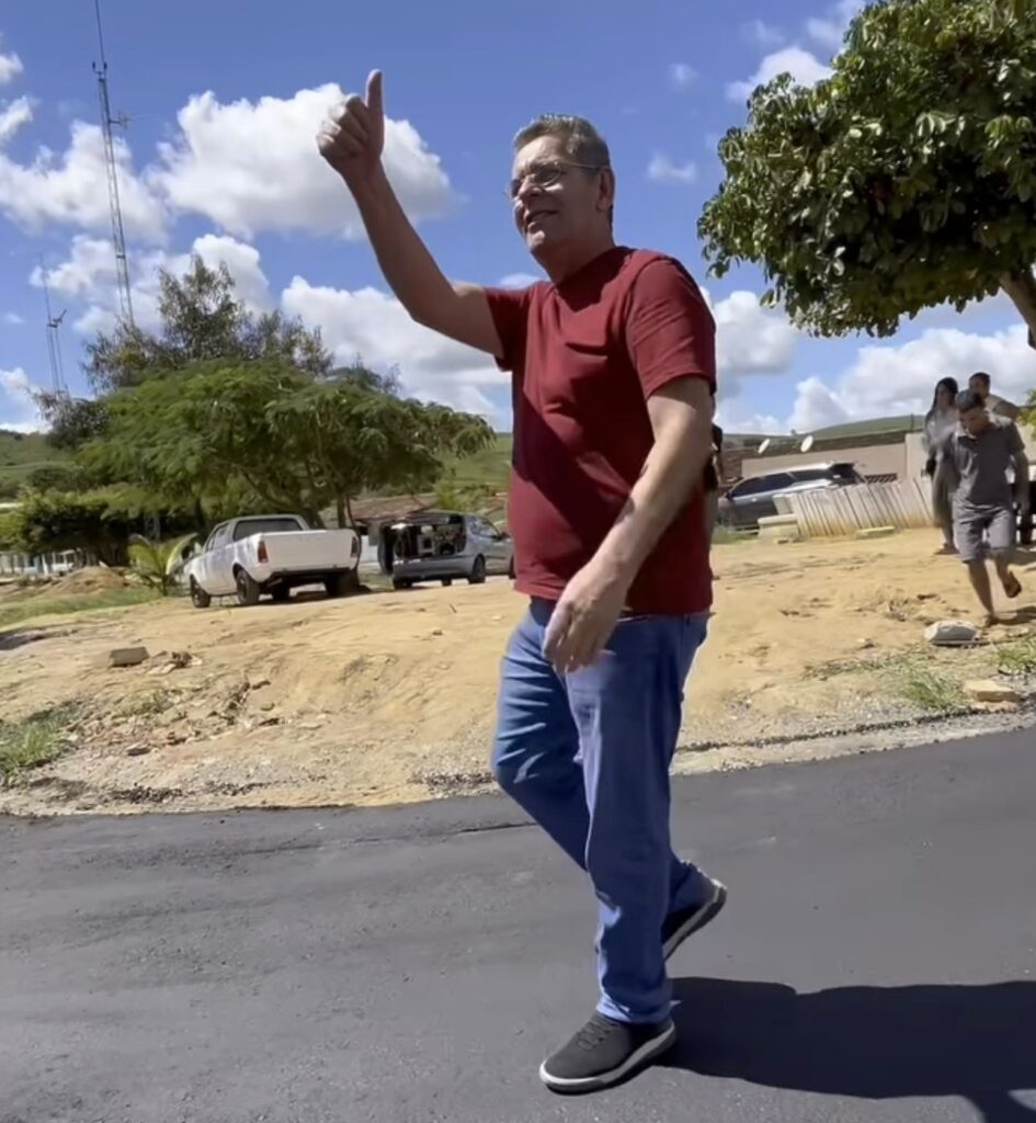 Geo Cruz comemora andamento de obras em Ibateguara