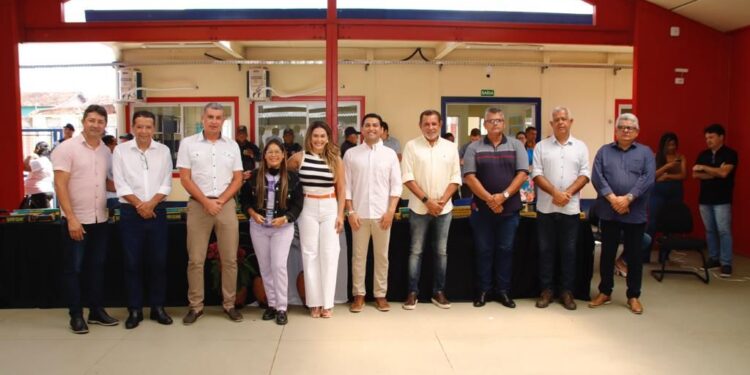 Prefeita Angela Vanessa inaugura moderno sistema de segurança com reconhecimento facial em Unidades de Ensino