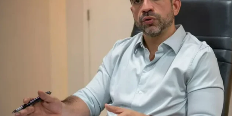 Dantas quer tirar de “onde tiver” para dar reajuste aos servidores