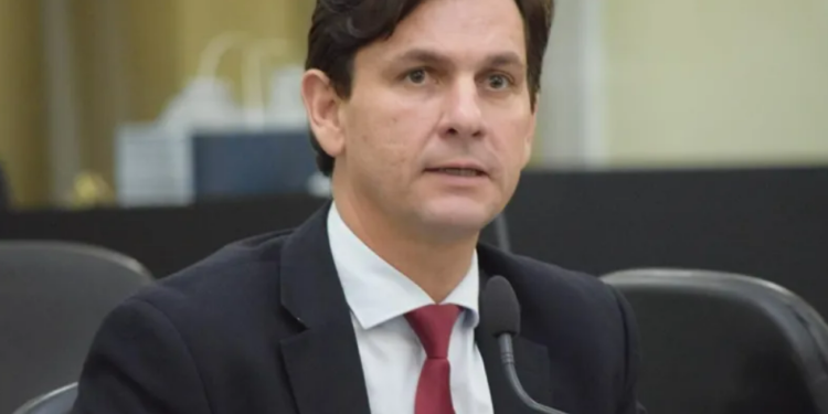 Grupo de Calheiros pode perder duas cidades importantes numa só disputa