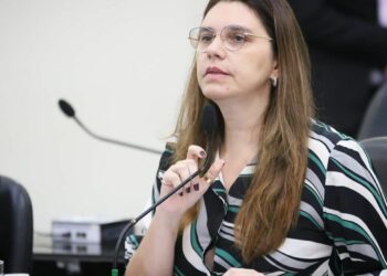 Ex-deputada Jó Pereira fala sobre os desafios à frente da Educação em Maceió