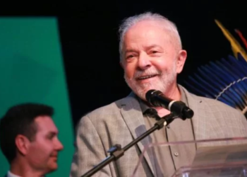 Governo Lula gasta 13 vezes mais em propaganda que Bolsonaro