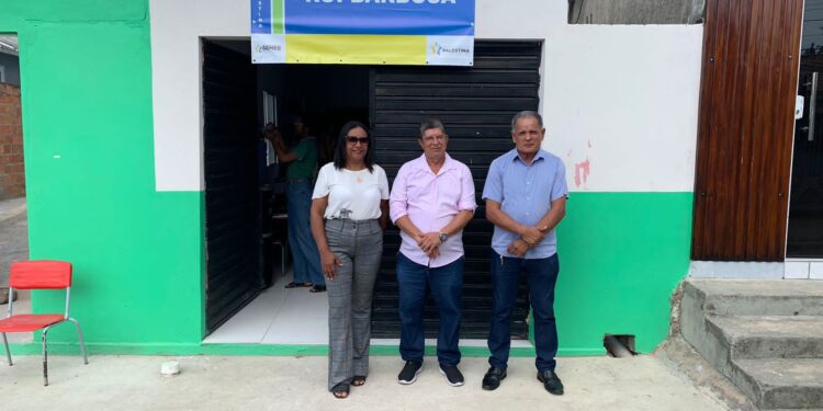 Prefeito Jaime do Mercado reinaugura Biblioteca Municipal Rui Barbosa em Palestina