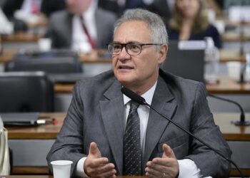 Renan ajuda Paulo a cobrar Braskem; JHC pode ganhar também: “1 bi é pouco”