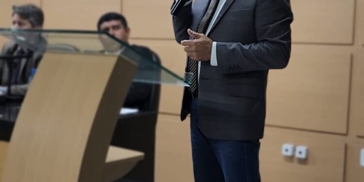 “Thiago ML descumpre o regimento e por birra não quer o desenvolvimento de Arapiraca”, afirma vereador