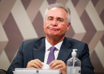 Renan Calheiros diz que Lava Jato foi a maior fraude mundial do judiciário e que teve modelo fascista