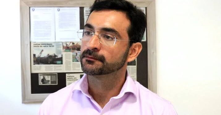 Ex-secretário de Renan Filho assume secretaria estratégica no governo JHC