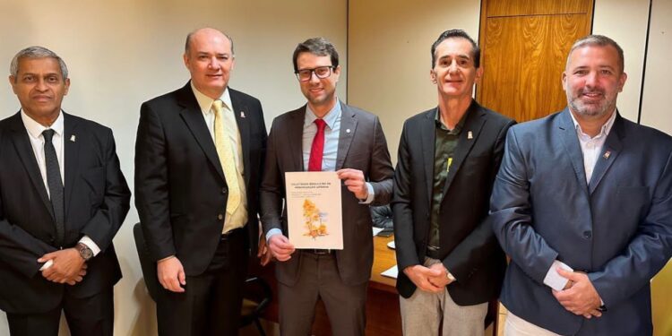 Deputado Daniel Barbosa levanta bandeira da Universidade Federal do Agreste Alagoano