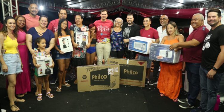 Prefeitura de Marechal realiza Show de Prêmios em comemoração ao Dia das Mães