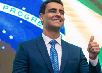 JHC amplia diferença e ganharia no primeiro turno, aponta pesquisa