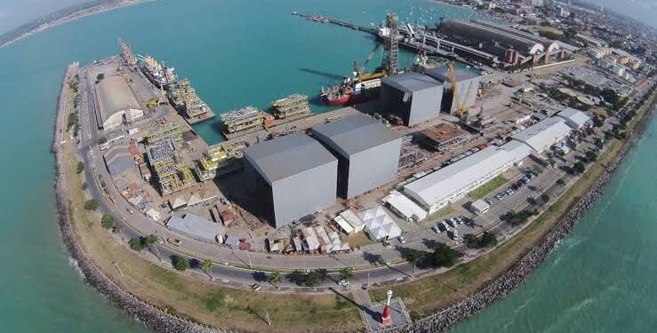 Prefeitura vai anular licença para depósito de ácido no Porto de Maceió