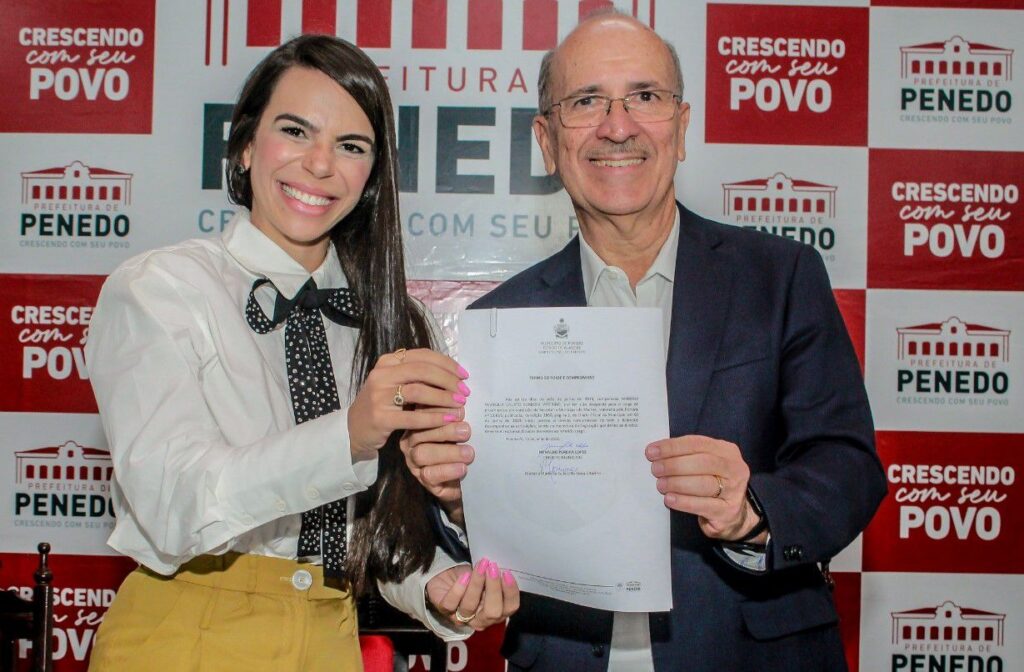 Prefeito Ronaldo Lopes empossa nova Secretária da Mulher e reforça apoio para a zona rural de Penedo