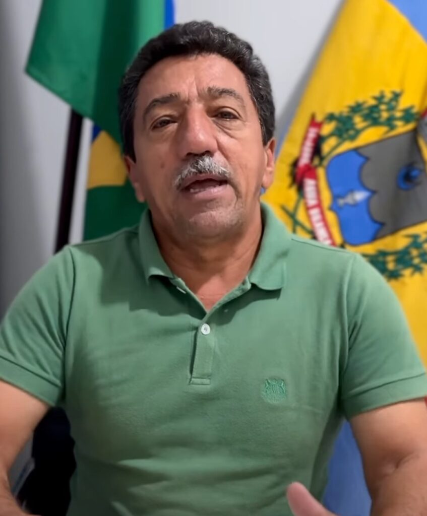 Prefeito José Carlos assina obra para construção de portal na entrada da cidade de Água Branca