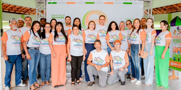 Prefeitura de Carneiros anuncia reajuste salarial de 15% aos profissionais da Educação