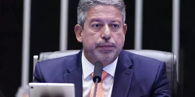 União Brasil deve mudar de comando após férias de Arthur Lira