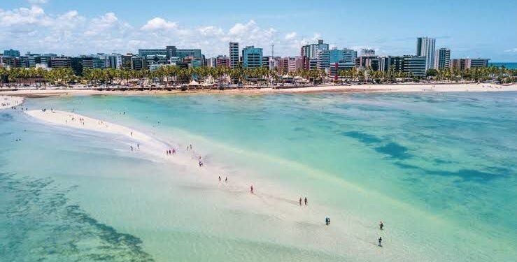 Maceió é o destino líder no Brasil em procura por pacotes turísticos, aponta Decolar