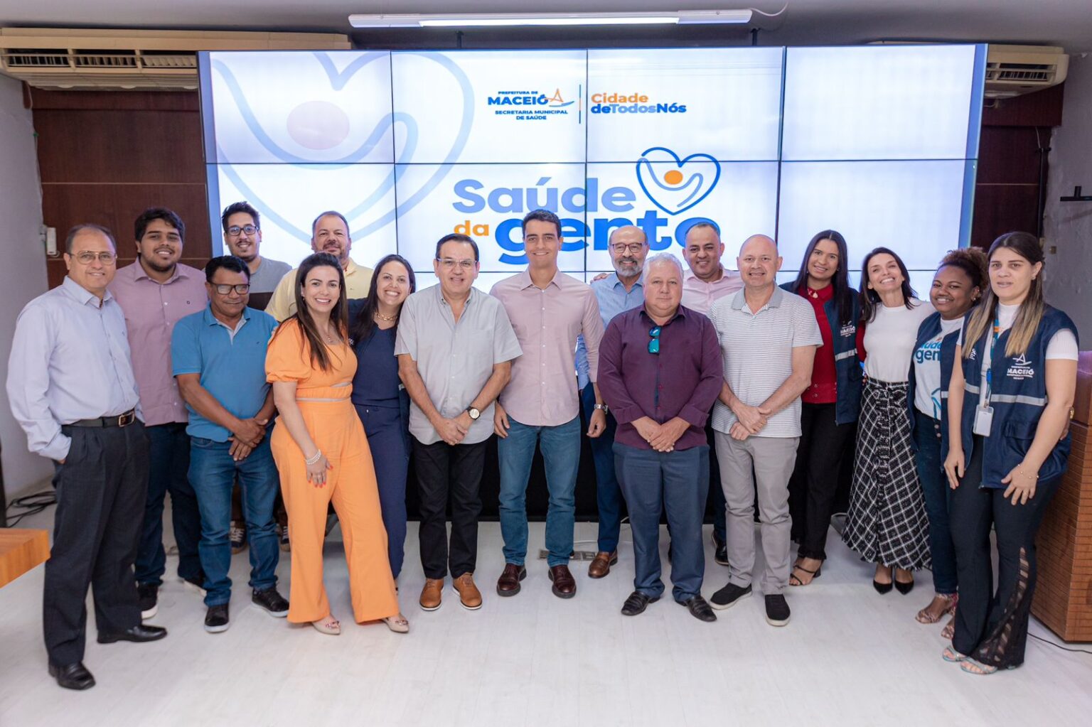 JHC apresenta programa Saúde da Gente a prefeito e vereadores de Diamantino (MT)