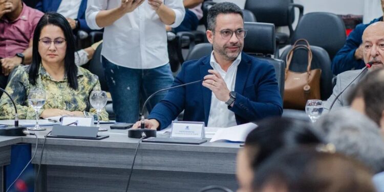 Paulo garante na AGU R$ 837 mi para pagar precatórios da Educação