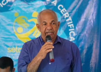 Prefeito de Japaratinga antecipa 1ª parcela do 13º salário