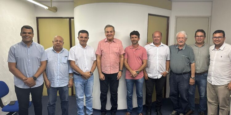 Ronaldo Lessa confirma apoio do PDT à pré-candidatura de Junior Menezes a prefeito de União dos Palmares
