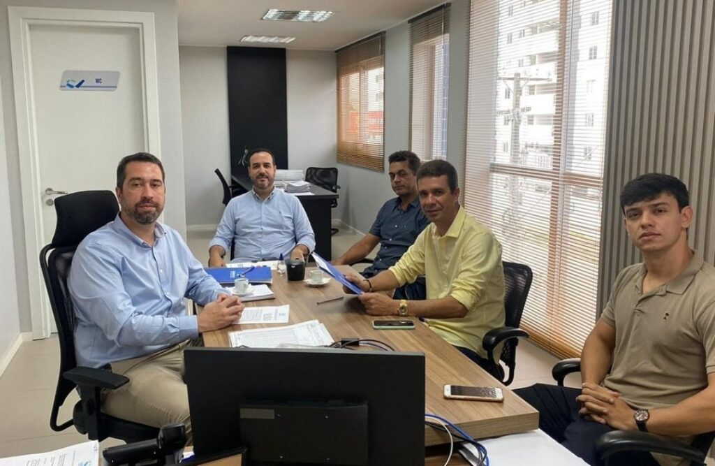 Prefeito Tony de Campinhos firma parceria com agência para desenvolvimento em Pariconha