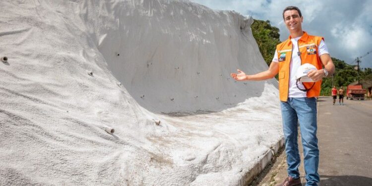 JHC atende demanda histórica e entrega contenção da encosta de Fernão Velho