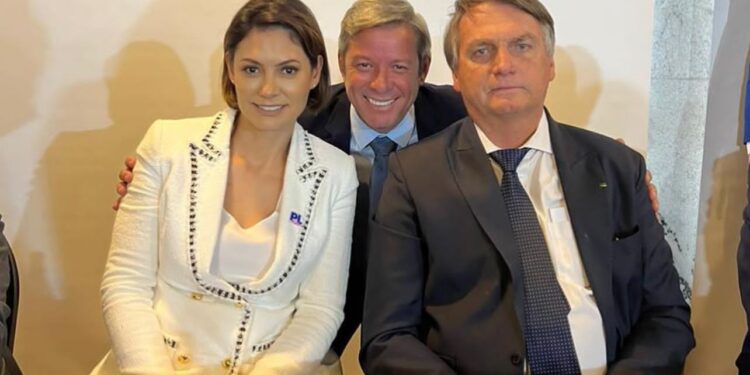 Em encontro do PL, Bolsonaro estimula Bebeto a se lançar ao Senado: “candidato da Direita”