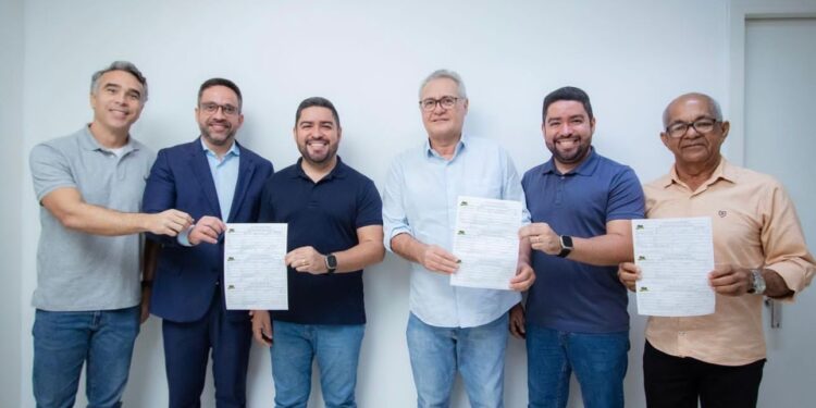 MDB reforça “o time” para 2024 em AL com filiação de prefeitos