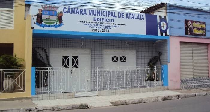 MP Estadual pede exoneração de comissionados na Câmara de Atalaia