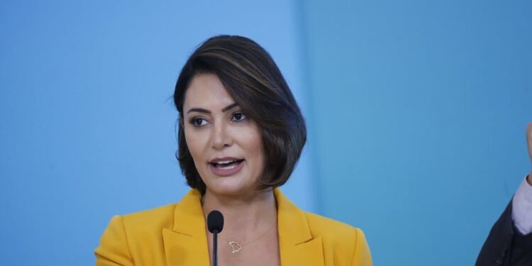Michelle Bolsonaro está “absolutamente tranquila”, diz defesa